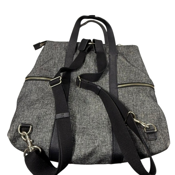 Henri Bendel Jetsetter grey/black Nylon Convertible Backpack/ Crossbody Bag - Picture 3 of 11